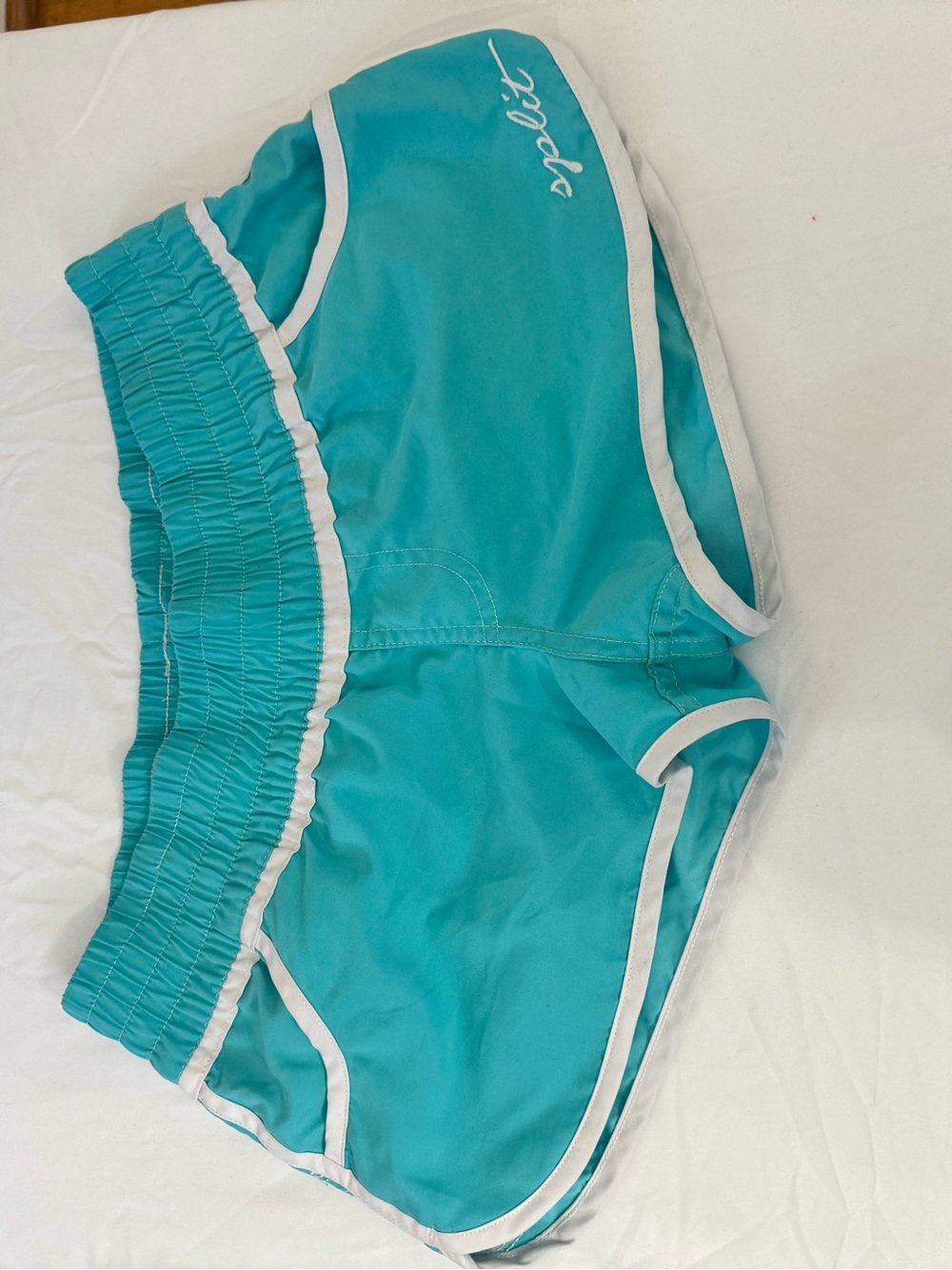 Vintage Split Brand Teal & White Board Shorts - Size Small excellent condition